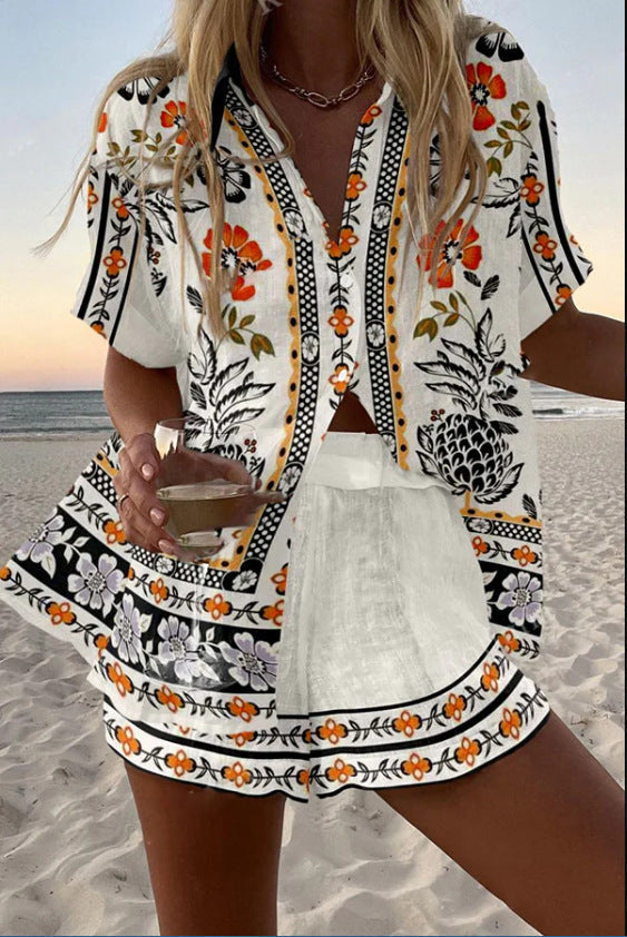 Irella – Short Summer Suit in Floral Pattern